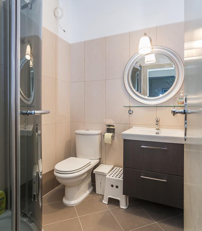Apartments & Rooms Buoni Amici Murine Phòng bức ảnh